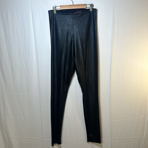 Commando Control Faux Leather Leggings Revolve Shimmer Holiday Size Large - Picture 4 of 5